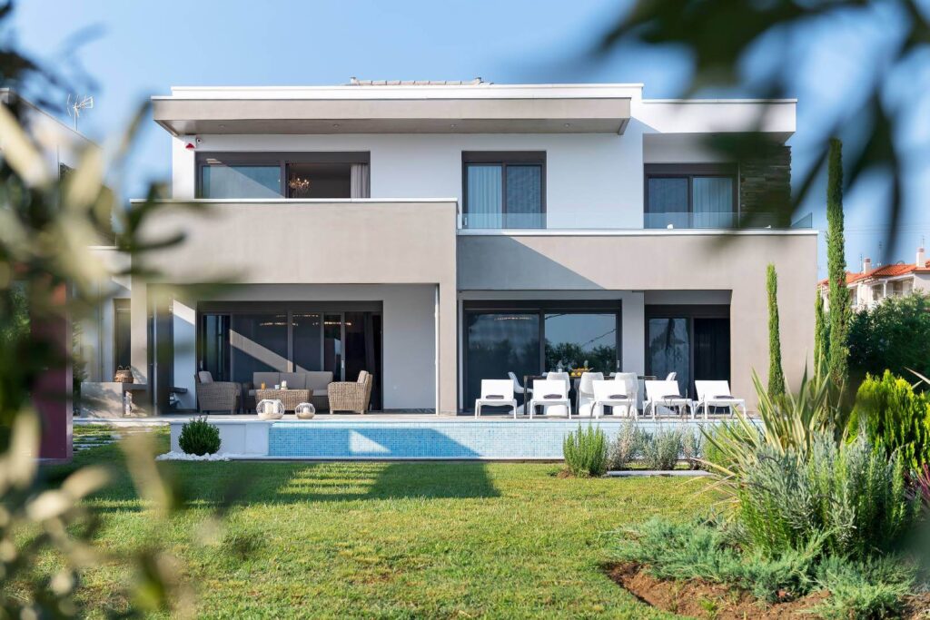 Kassandra Villas, Χαλκιδική, καταγραφική ανάδειξη όλων των εσωτερικών και εξωτερικών  χώρων του συγκροτήματος καθ’ όλη τη διάρκεια της ημέρας.